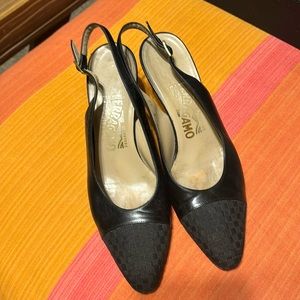 Final Sale! Salvatore Ferragamo Slingbacks
